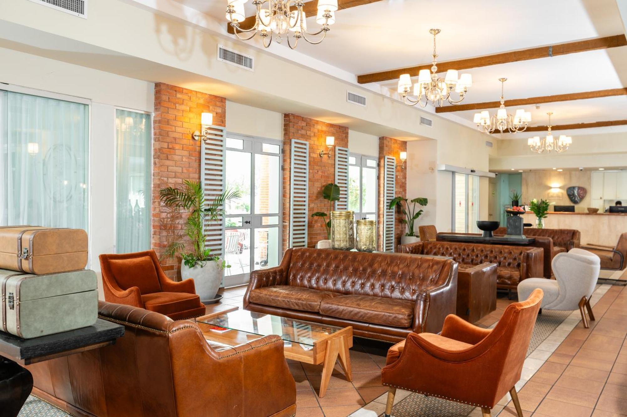 Eden Inn Zikhron Ya'akov Esterno foto