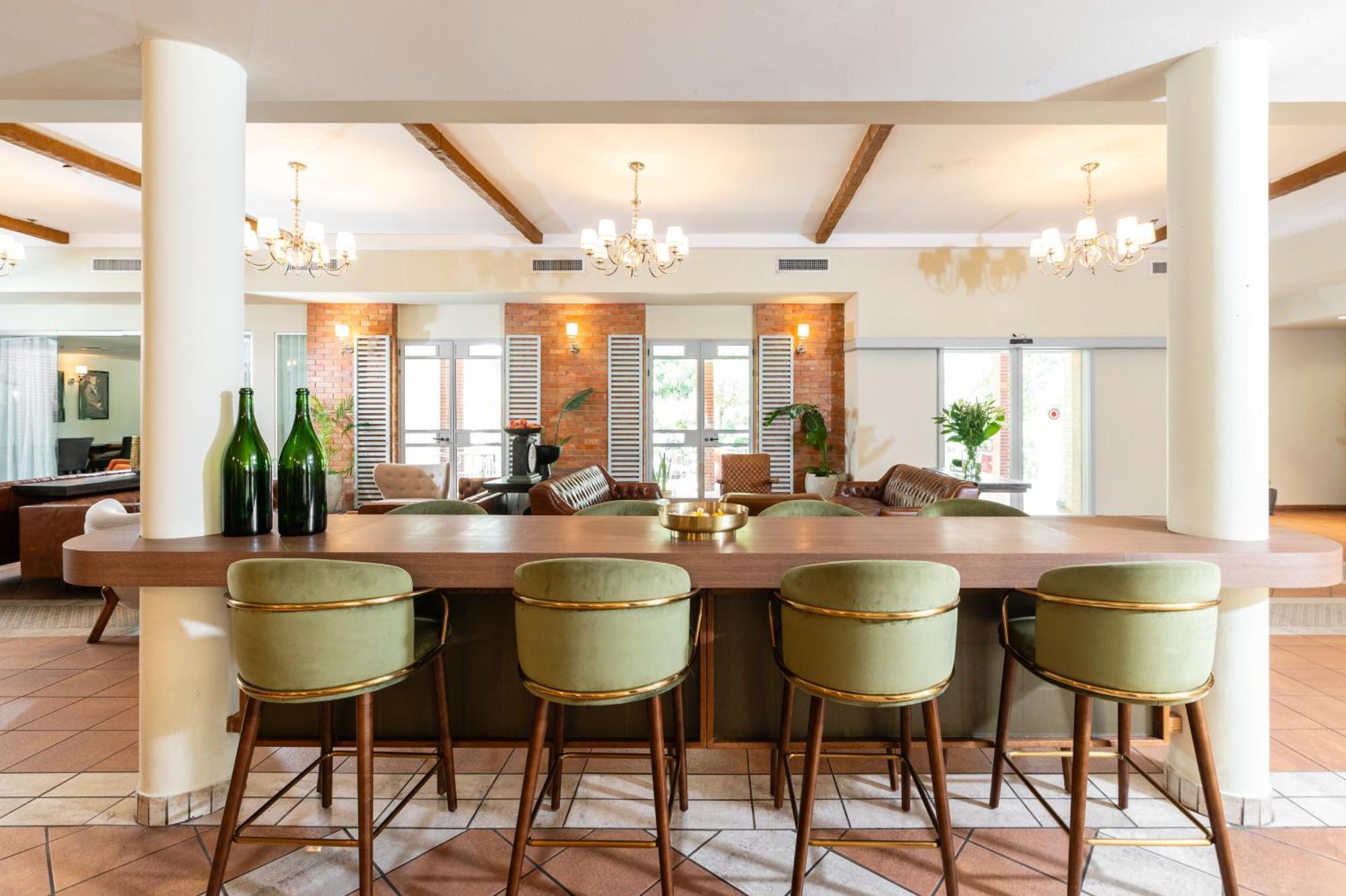 Eden Inn Zikhron Ya'akov Esterno foto